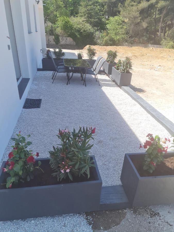 Bas De Villa Au Calme Marselha Exterior foto